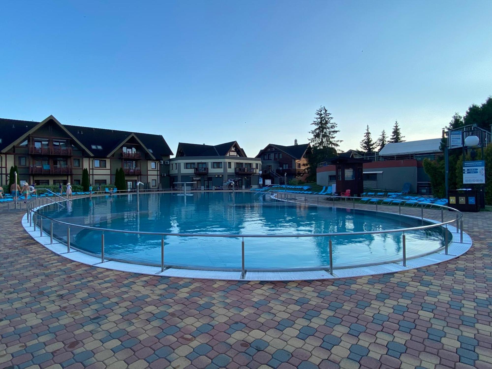 Apartment Family Besenova - Free Swimming Pool Buitenkant foto